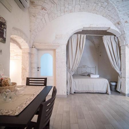 La Nicchia Di Paola Apartment Ostuni Exterior photo